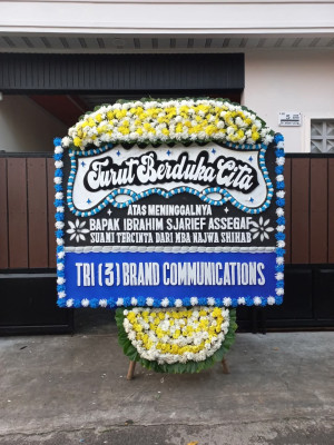 Papan Bunga Duka di Munjul
